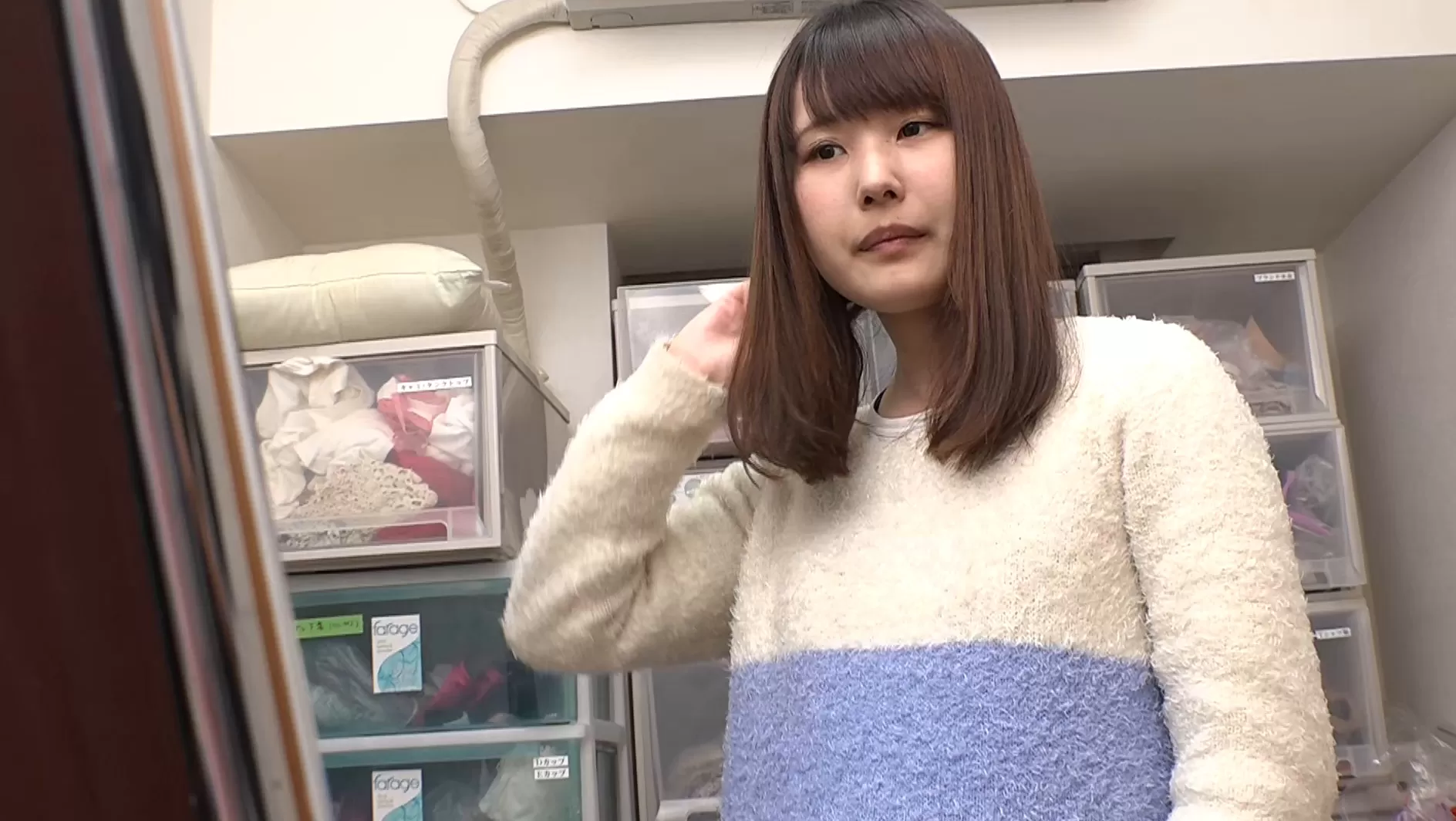 原田まゆ出演「あの人妻レースクイーンが撮影会でまさかの着エロデビュー! 原田まゆ」のサンプル画像1枚目