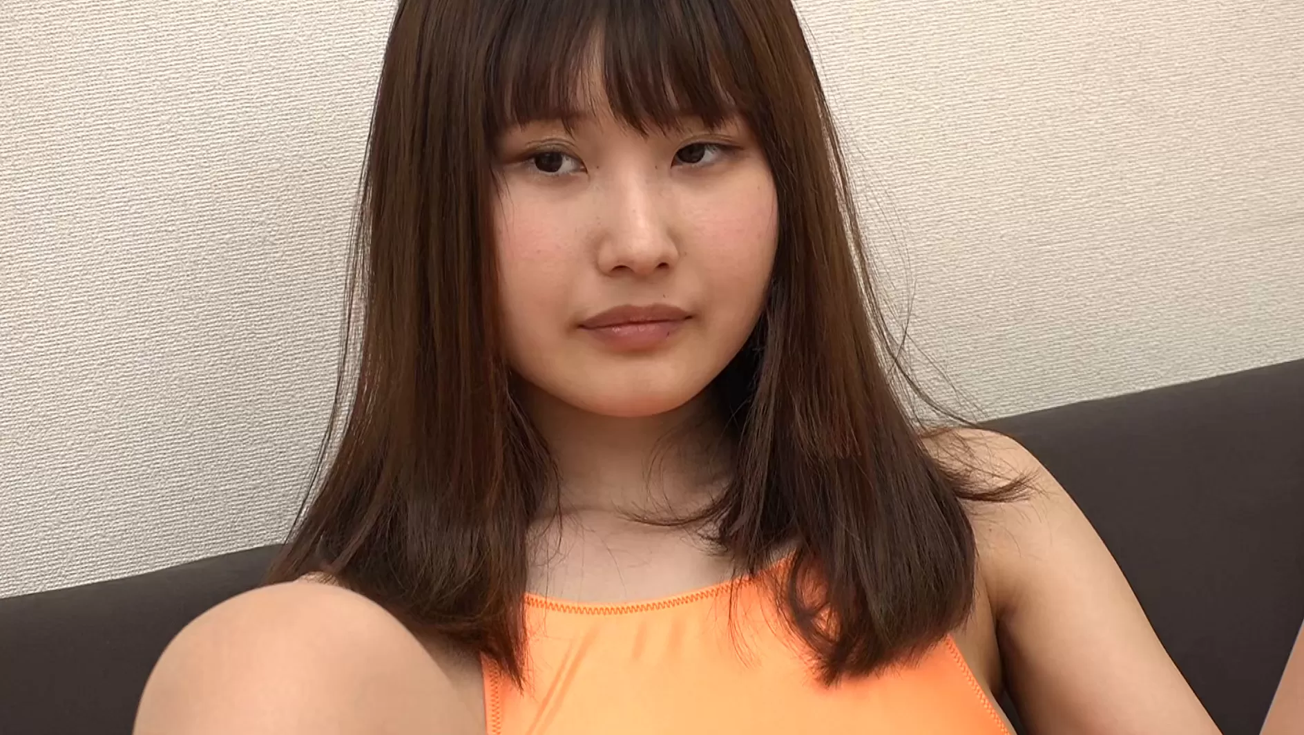 原田まゆ出演「あの人妻レースクイーンが撮影会でまさかの着エロデビュー! 原田まゆ」のサンプル画像8枚目